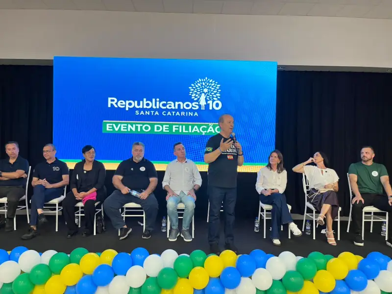 Republicanos SC realiza evento de filiação com mais de 500 pessoas em Palhoça