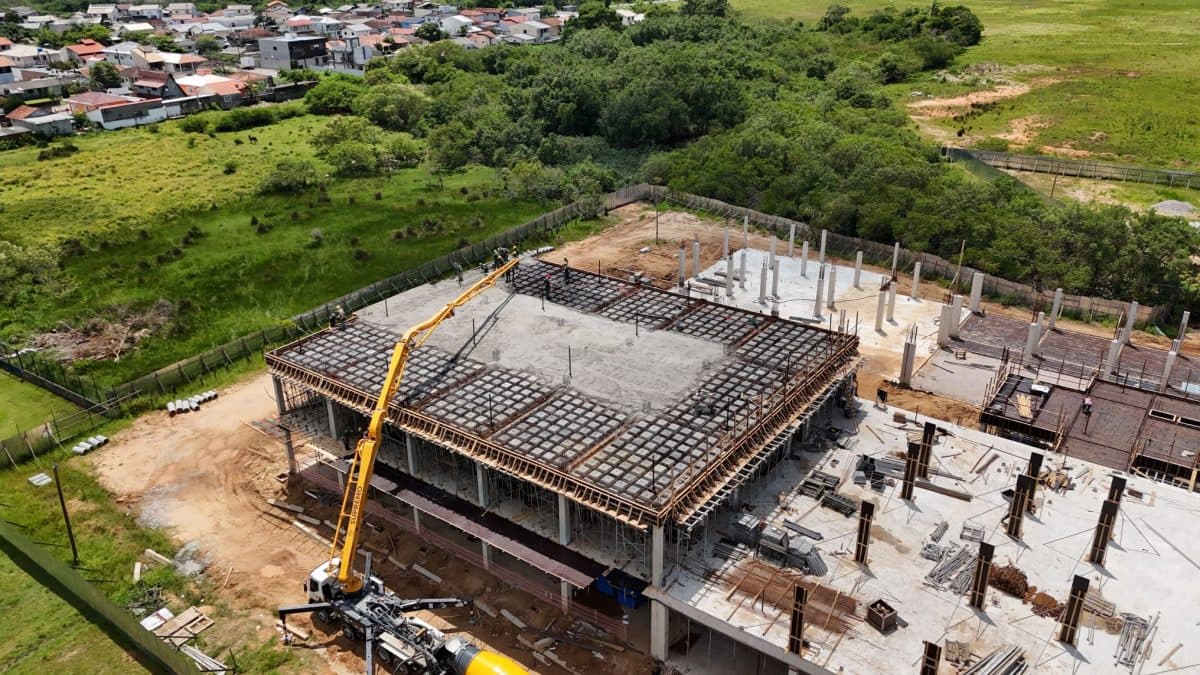 Hospital Regional de Palhoça: Obra avança e impressiona com estrutura para 183 leitos 100% SUS